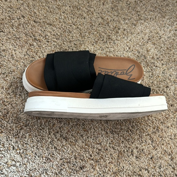 Black Zodiac slides, sz 10 - Picture 2 of 5